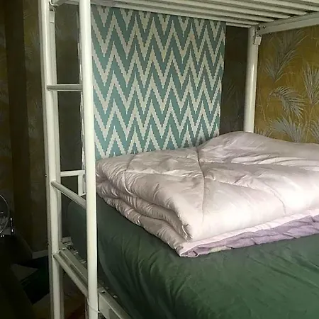 Just For Sleep,male Dorm Share Daily 8pm-10am Apartamento